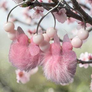 Pom-pom-fly